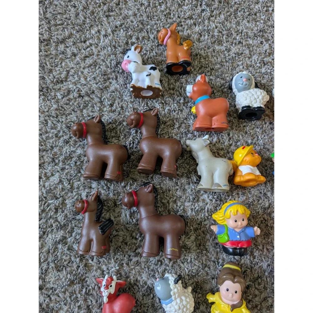 Fisher-Price Little People Lot of 31 Figures Farm Animals Horses Disney Princes